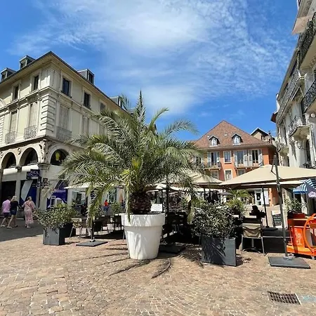 Calme, Piscine - Proche Thermes Et Centre 아파트