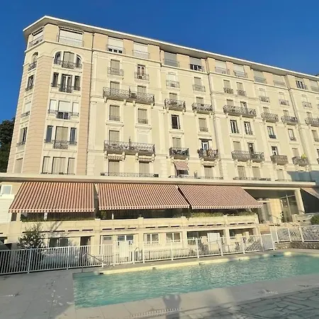 아파트 Calme, Piscine - Proche Thermes Et Centre 엑스레뱅