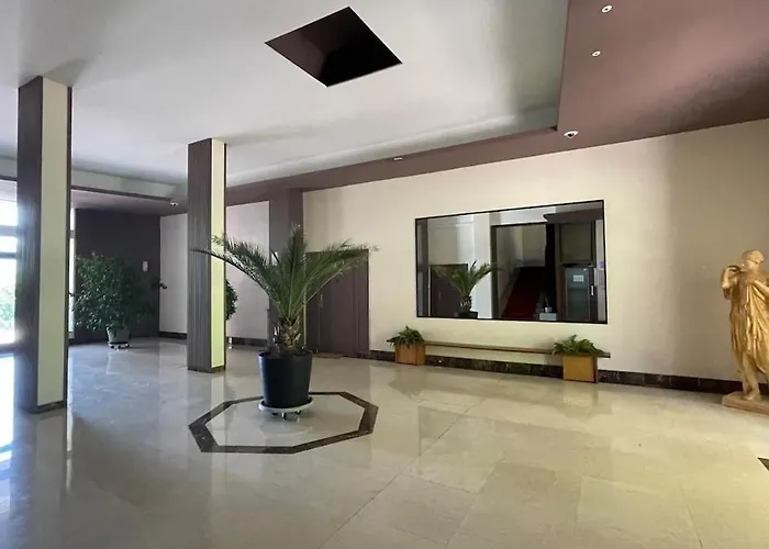 Calme, Piscine - Proche Thermes Et Centre 아파트