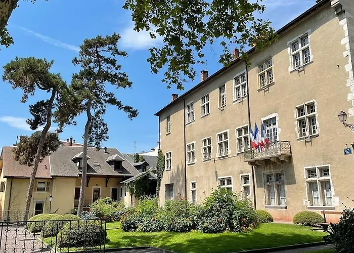 Calme, Piscine - Proche Thermes Et Centre *
