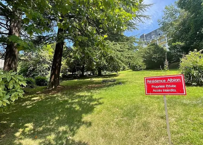 아파트 Calme, Piscine - Proche Thermes Et Centre *